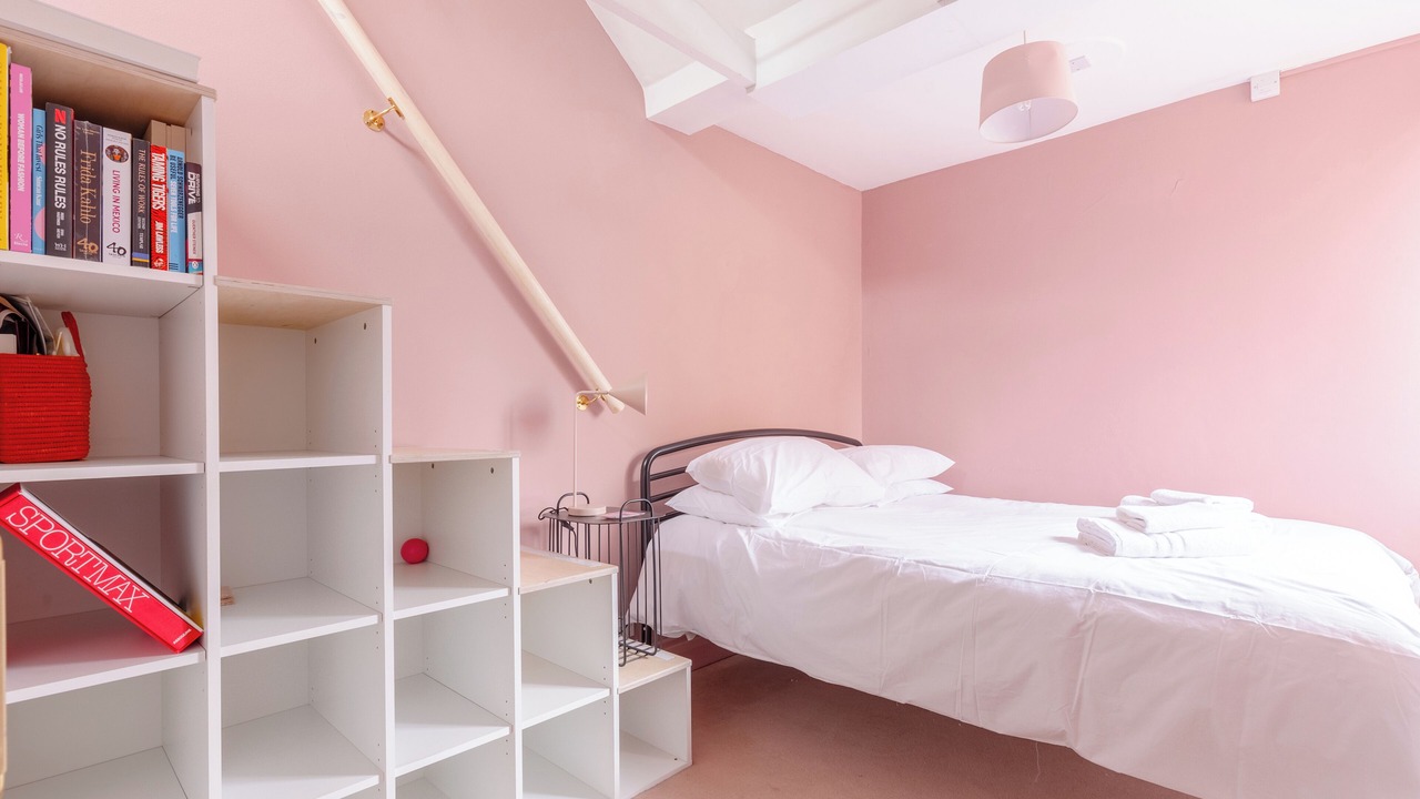 Photo of Bedroom in Wandsworth