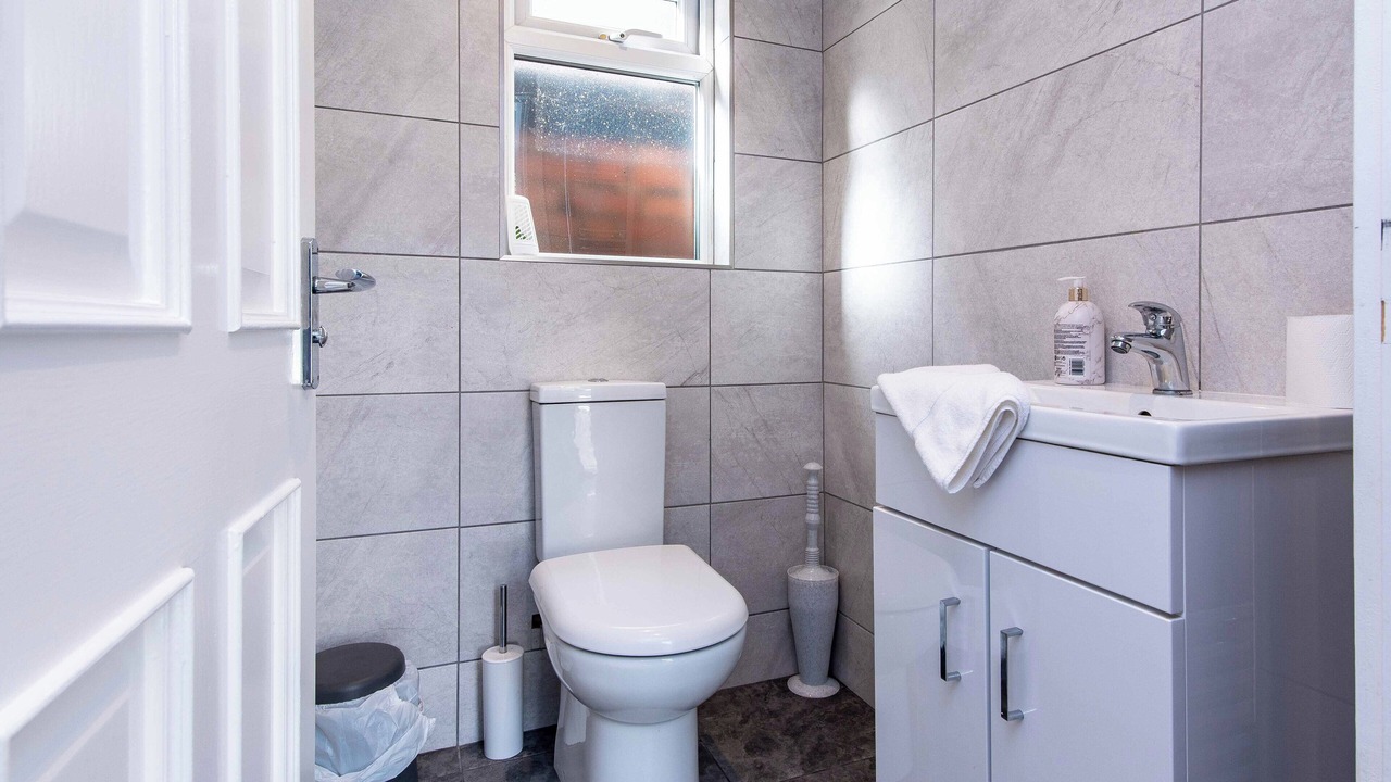 Photo of Bathroom in Stapleford