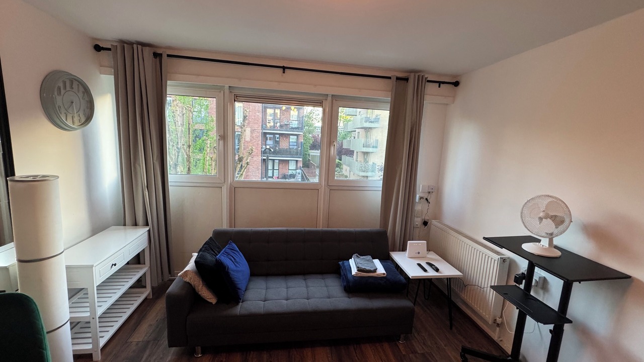 Photo of Livingroom in Holloway