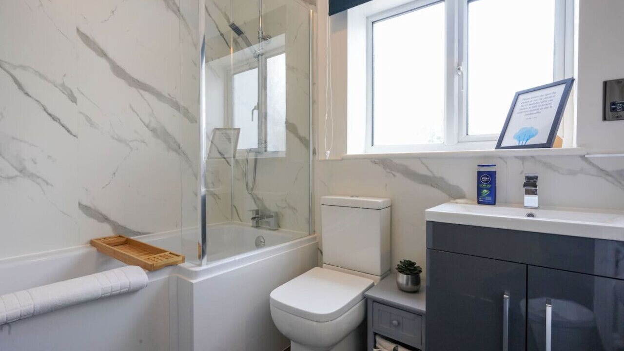 Photo of Bathroom in Great Billing