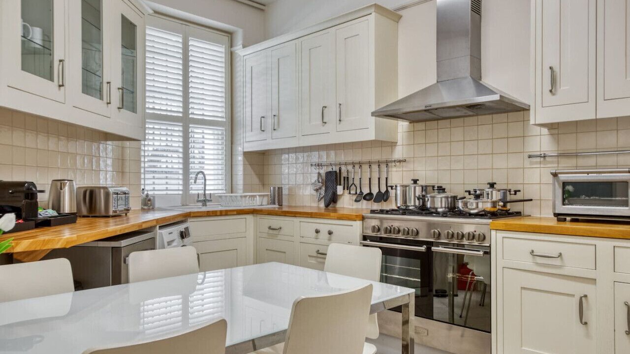 Photo of Kitchen in Earl's Court