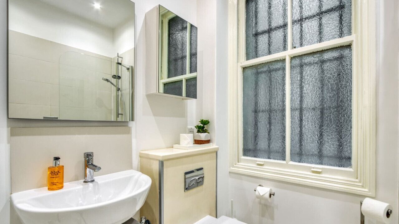 Photo of Bathroom in Earl's Court