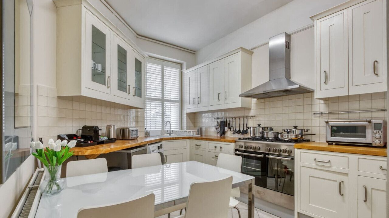 Photo of Kitchen in Earl's Court