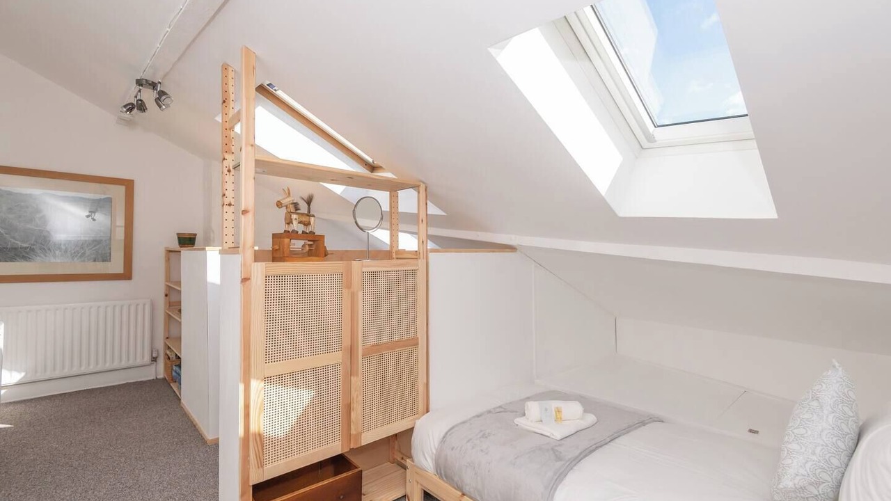 Photo of Bedroom in Wadsworth