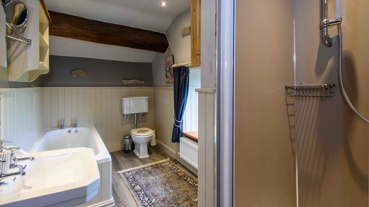 Photo of Bathroom in Hawes