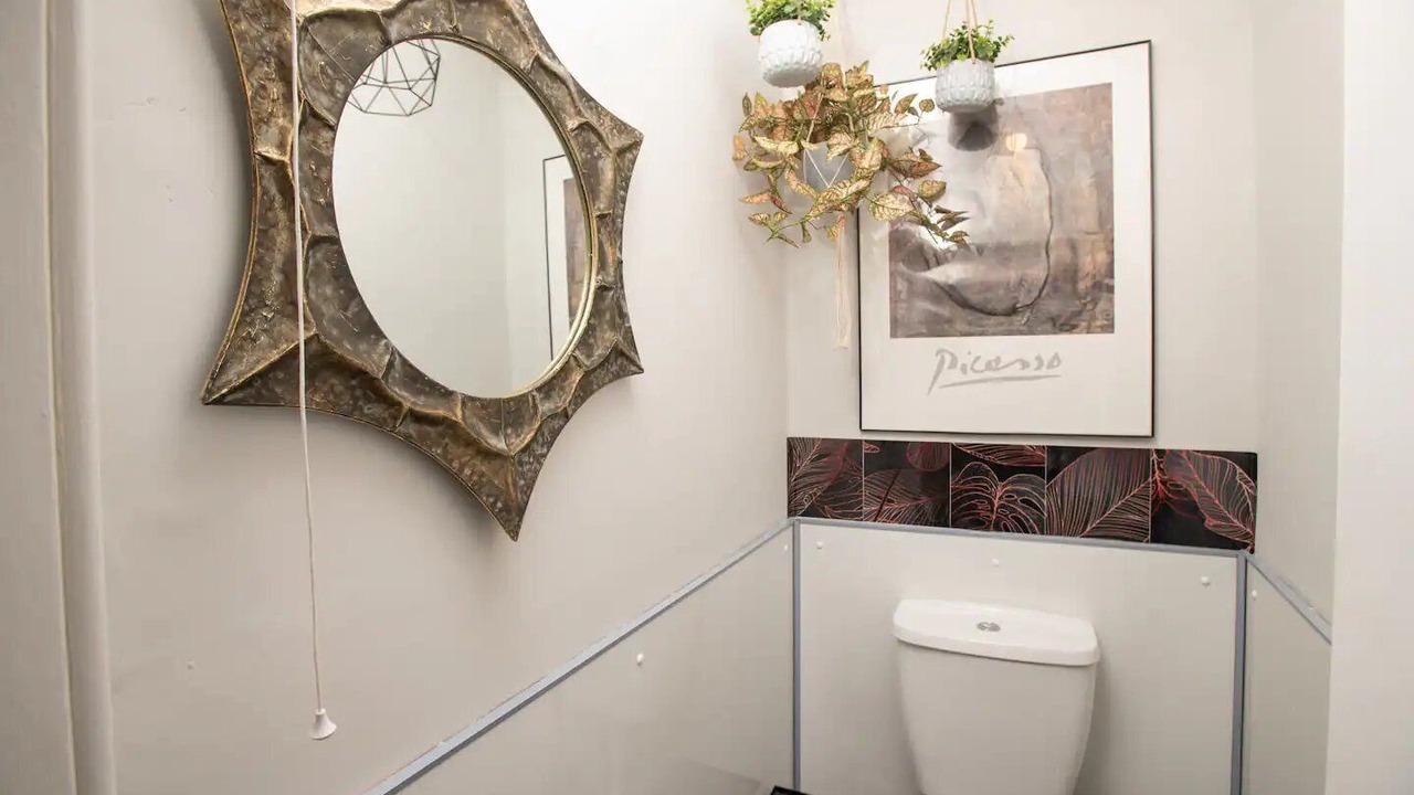 Photo of Bathroom in Aubourn