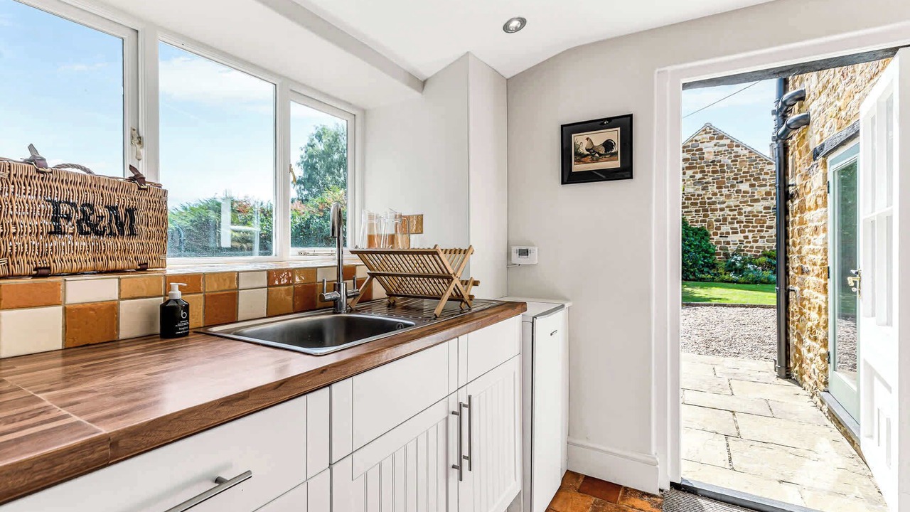 Photo of Kitchen in Medbourne