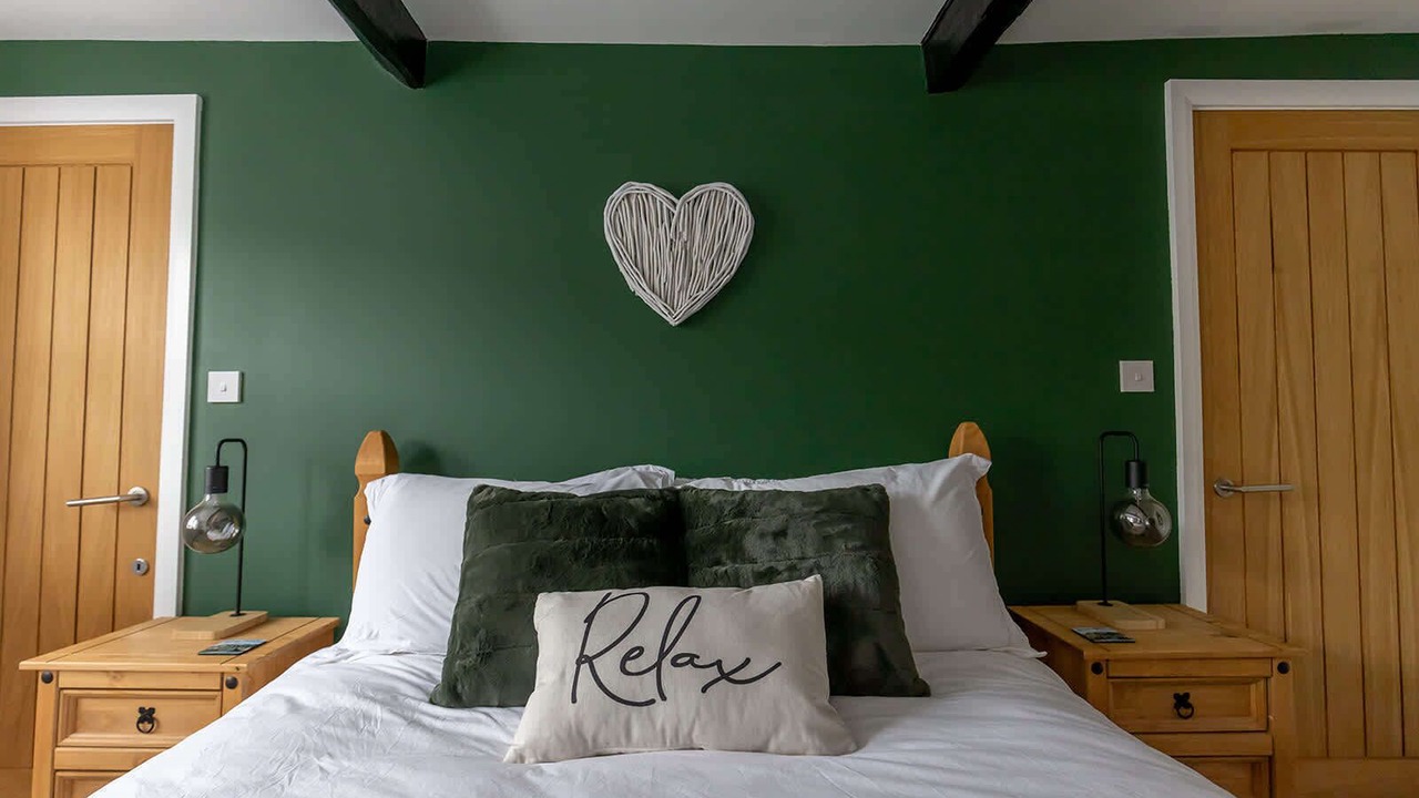 Photo of Bedroom in Holmbridge