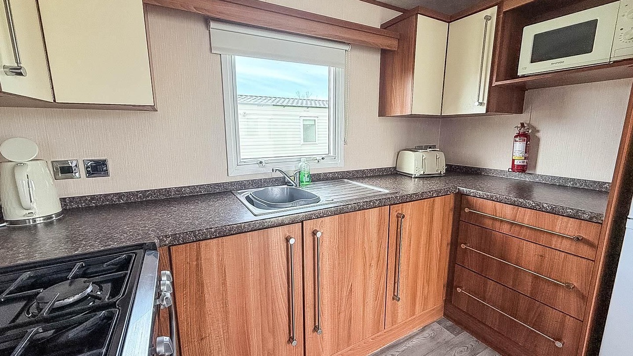 Photo of Kitchen in Louth