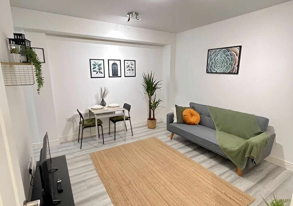 Photo of Livingroom in Thornton Heath