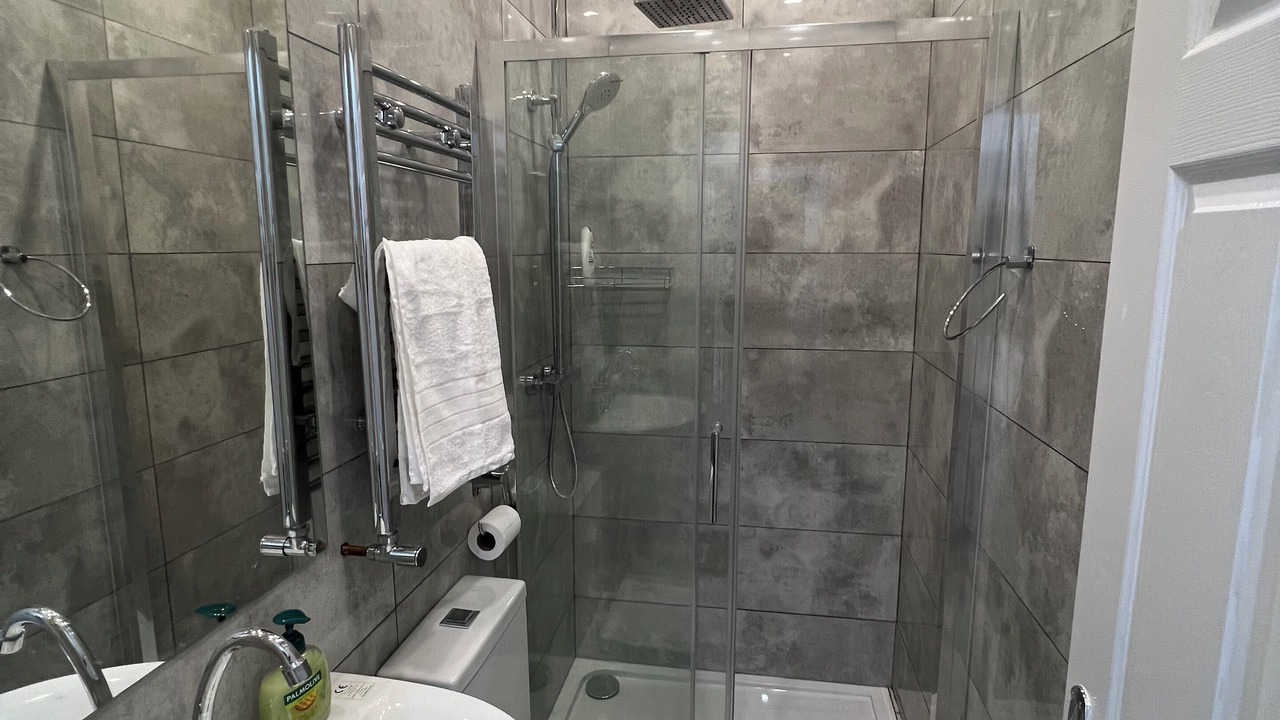 Photo of Bathroom in Valentines