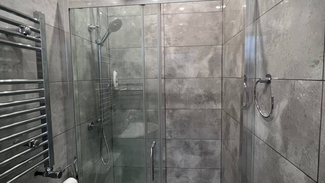 Photo of Bathroom in Valentines