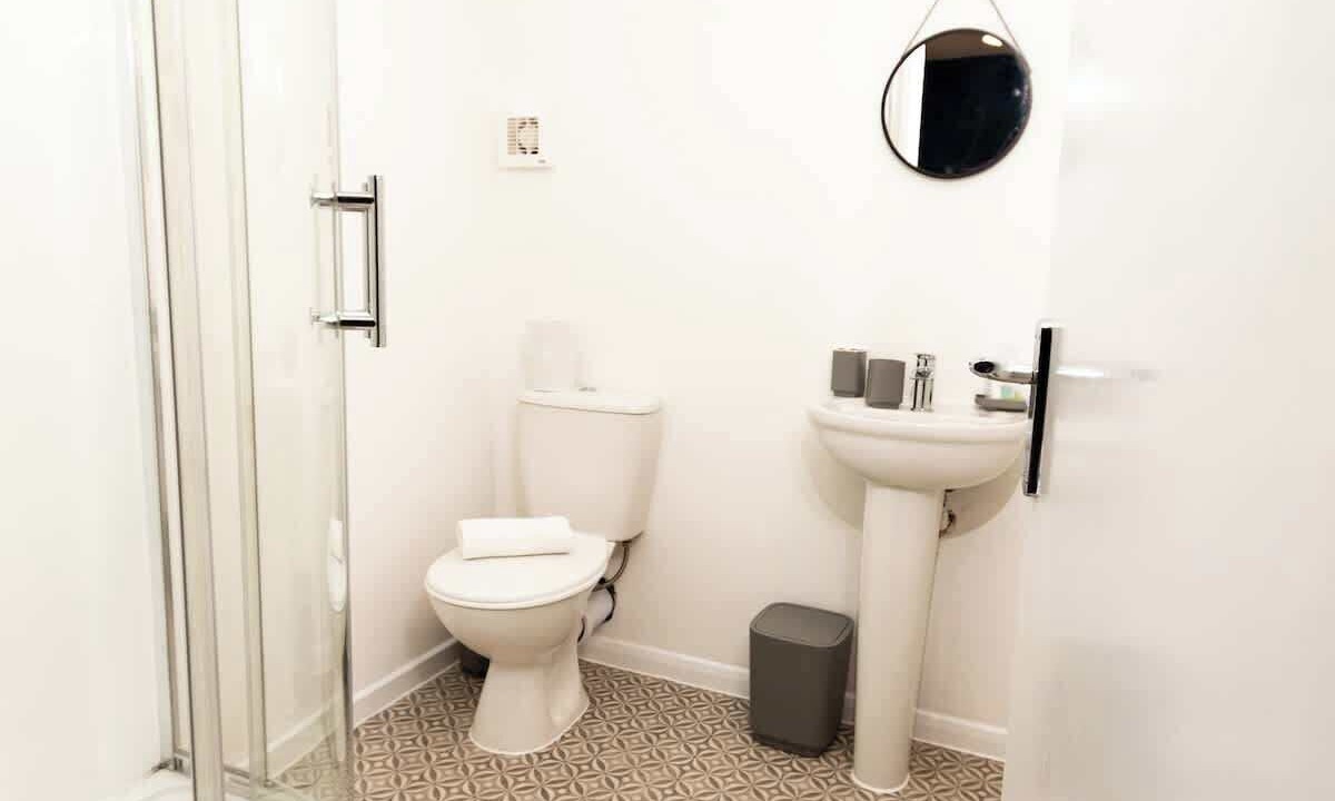 Photo of Bathroom in Oldham