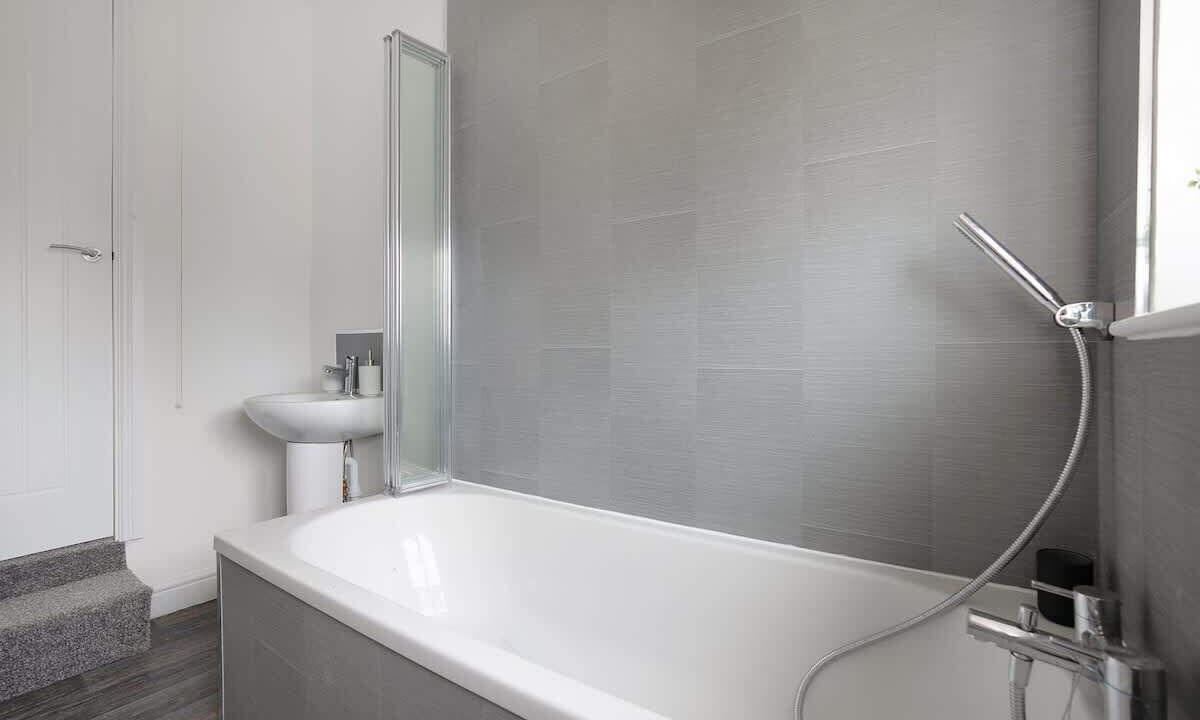 Photo of Bathroom in Loftus
