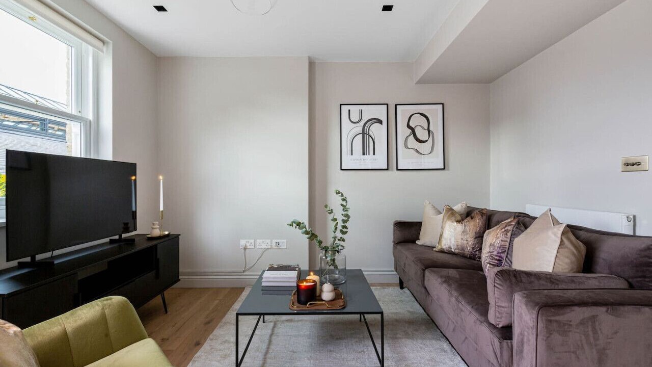 Photo of Livingroom in Churchill