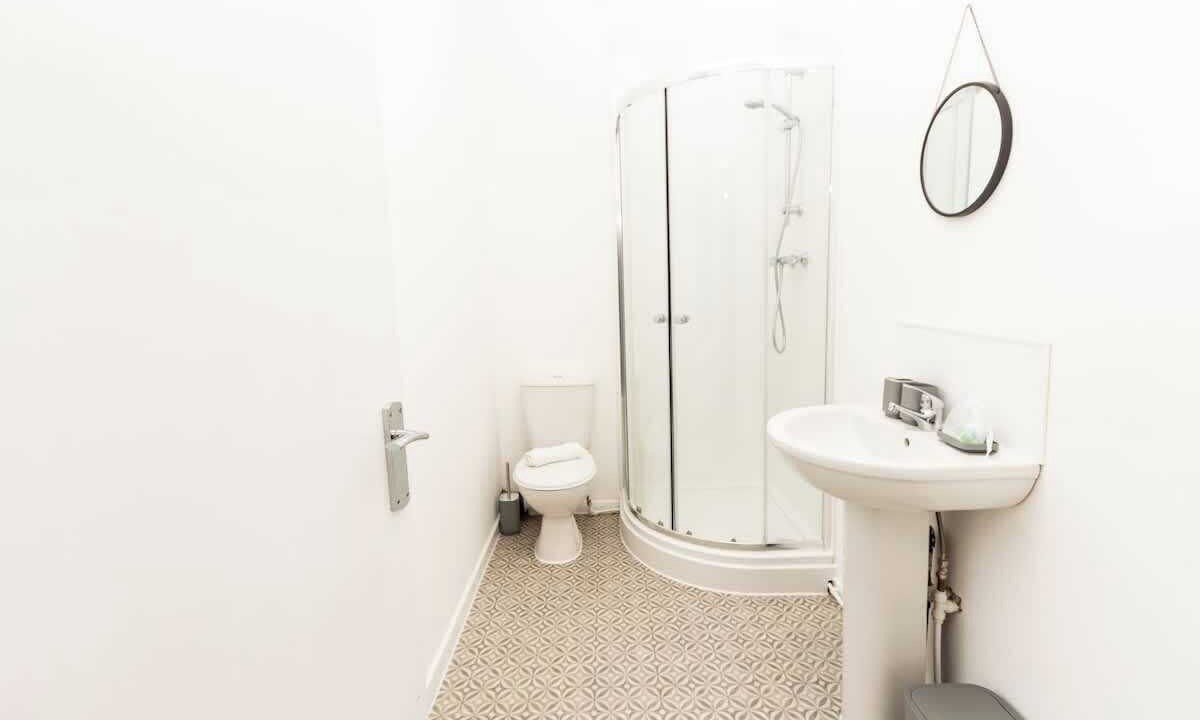 Photo of Bathroom in Oldham