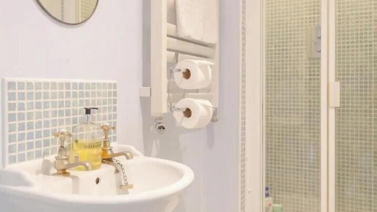Photo of Bathroom in Hammersmith and Fulham