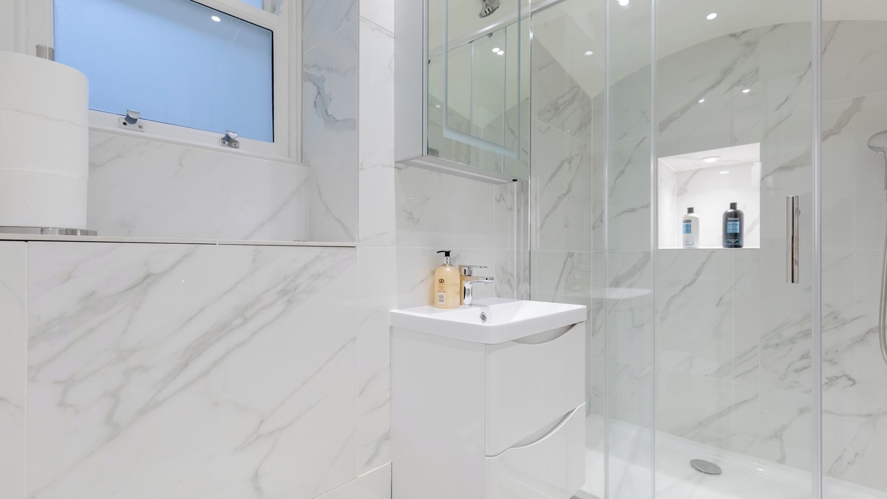 Photo of Bathroom in Brompton & Hans Town
