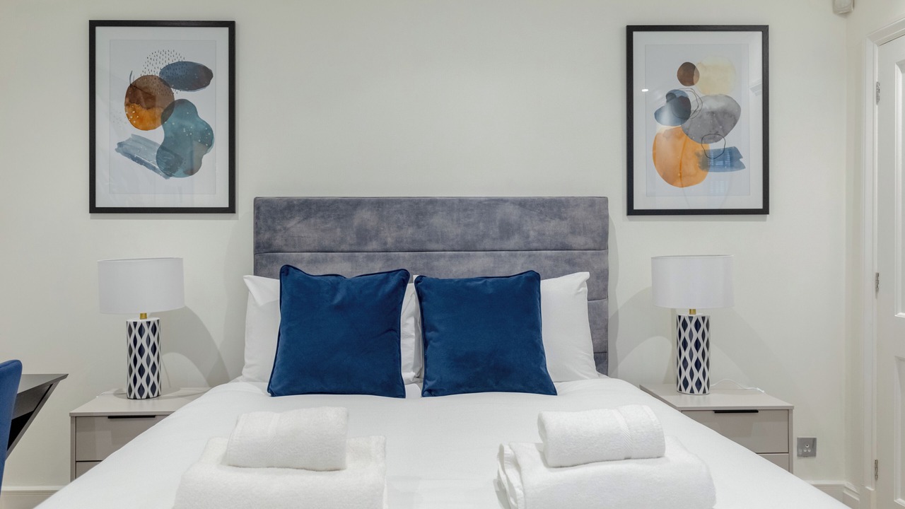 Photo of Bedroom in Brompton & Hans Town