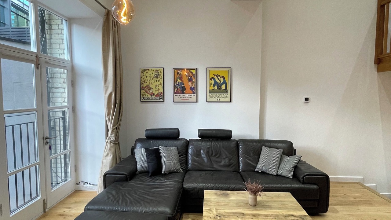 Photo of Livingroom in St Luke's