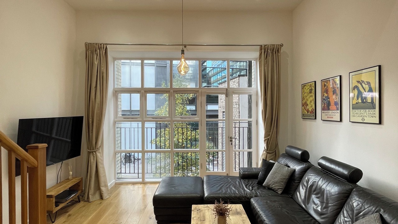 Photo of Livingroom in St Luke's