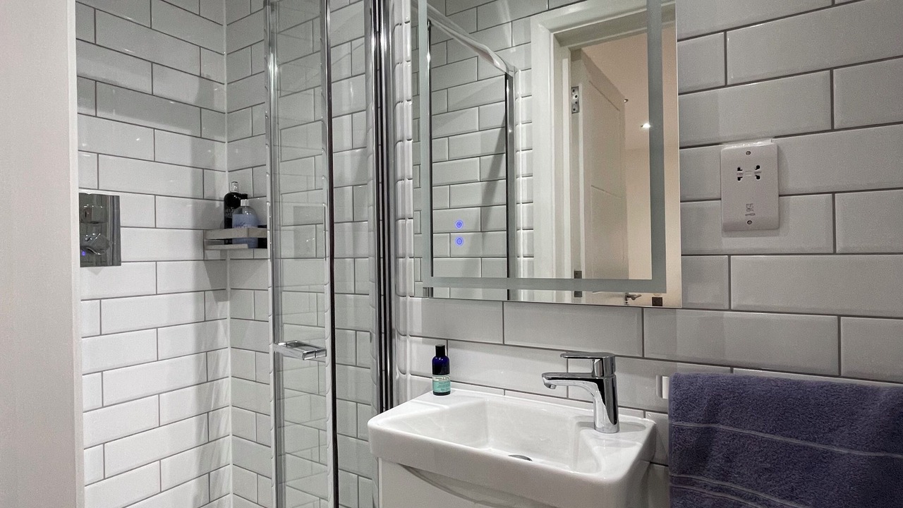 Photo of Bathroom in St Luke's