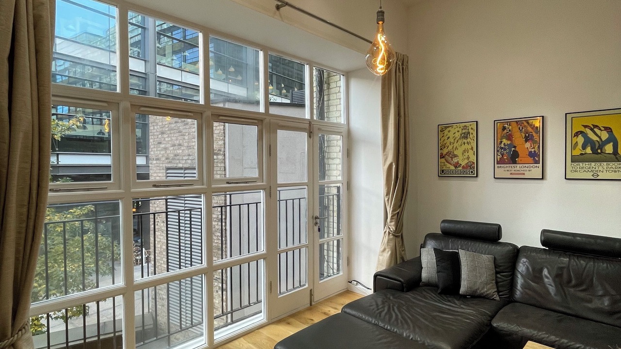 Photo of Livingroom in St Luke's