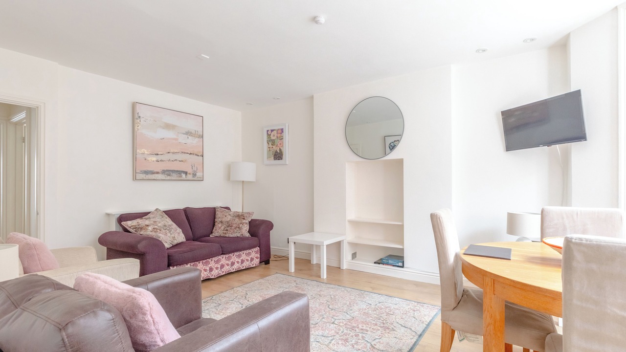 Photo of Livingroom in West Kensington