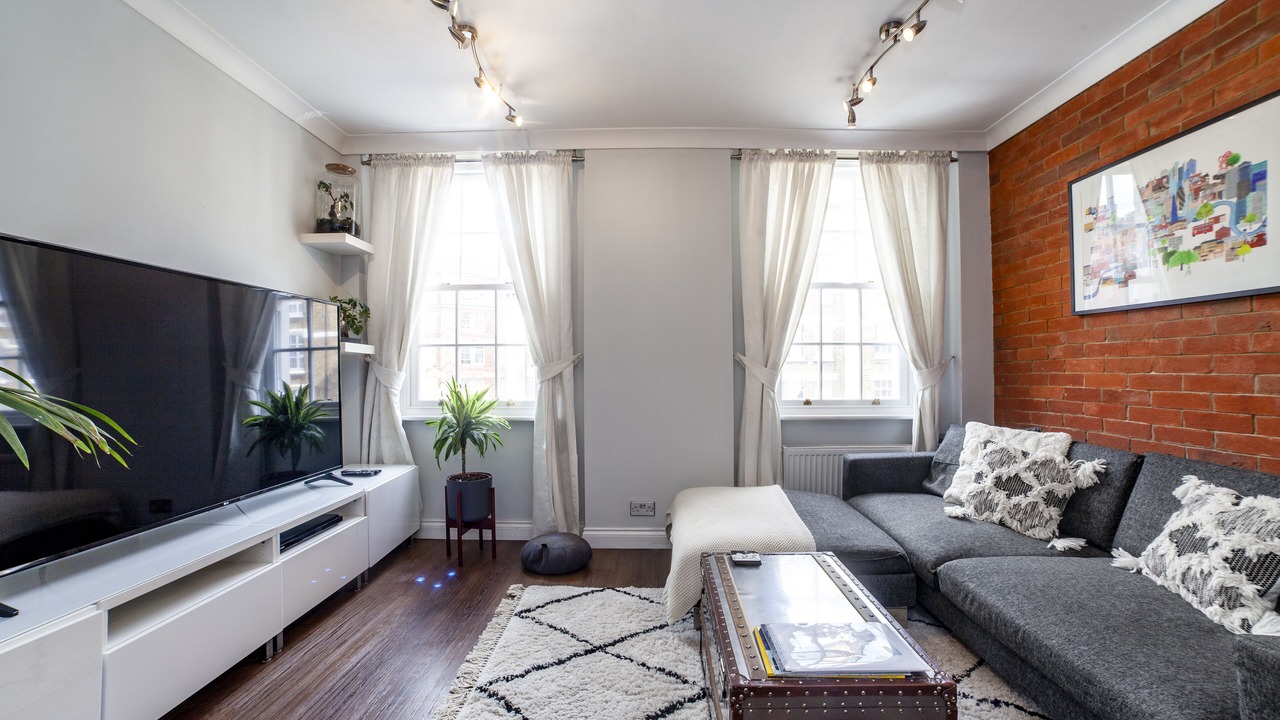 Photo of Livingroom in Redcliffe