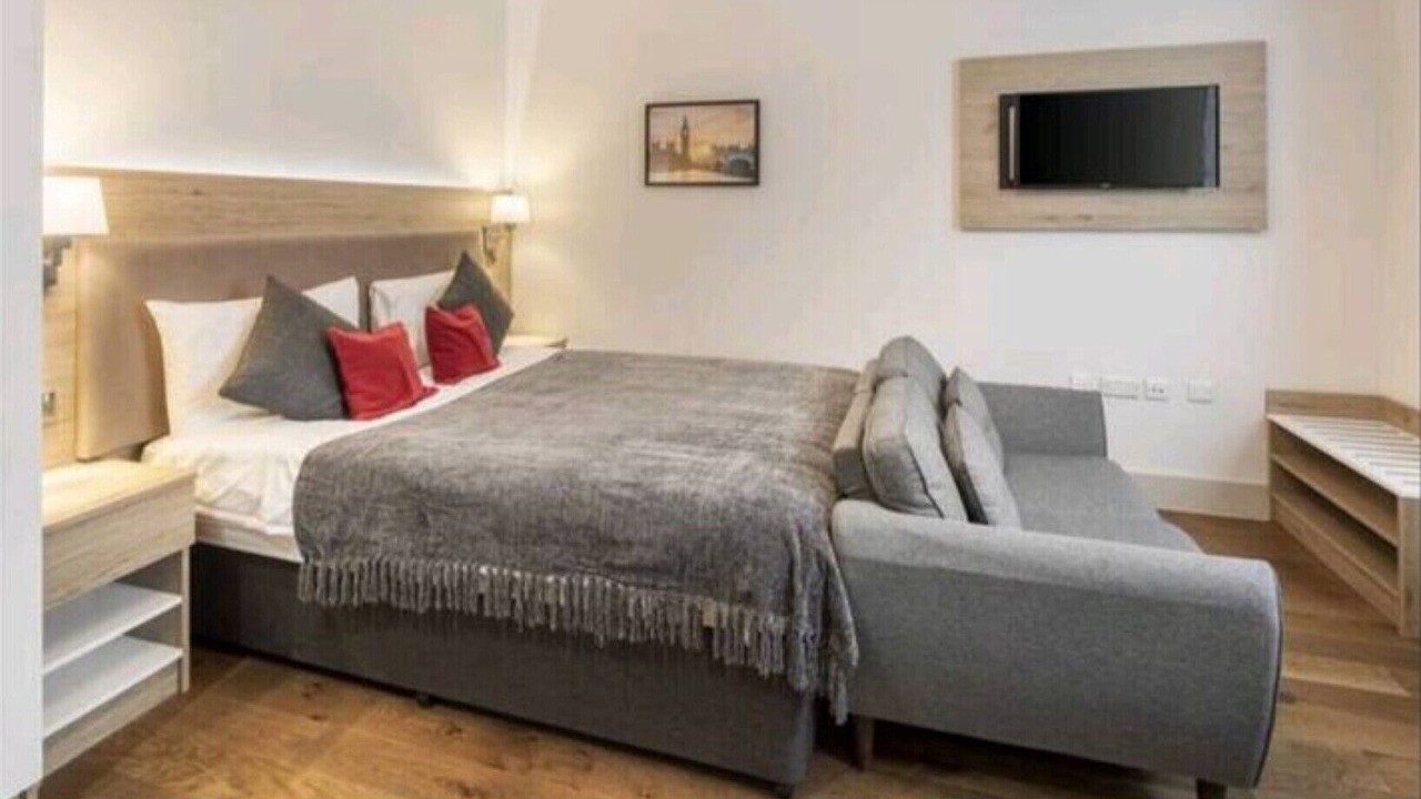 Photo of Bedroom in Pembridge