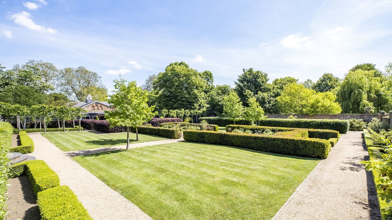 Photo of Outdoor in Cray Meadows