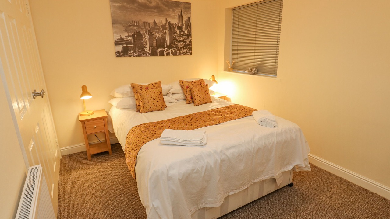 Photo of Bedroom in Wadsworth