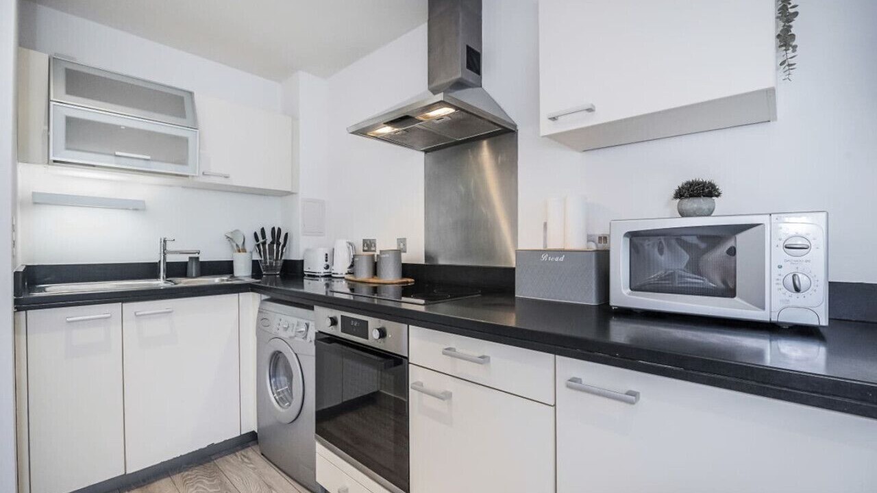 Photo of Kitchen in Canary Wharf
