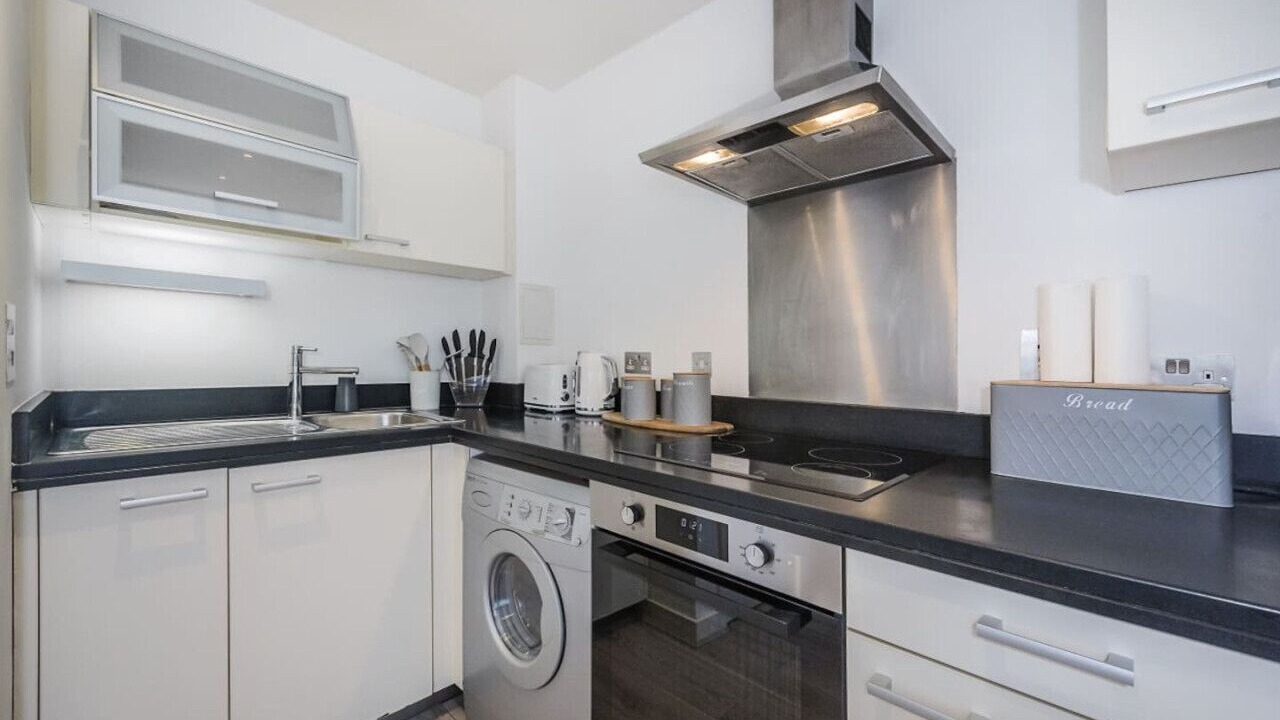 Photo of Kitchen in Canary Wharf