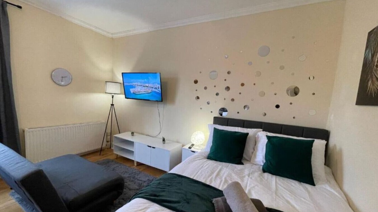 Photo of Bedroom in Canonbury