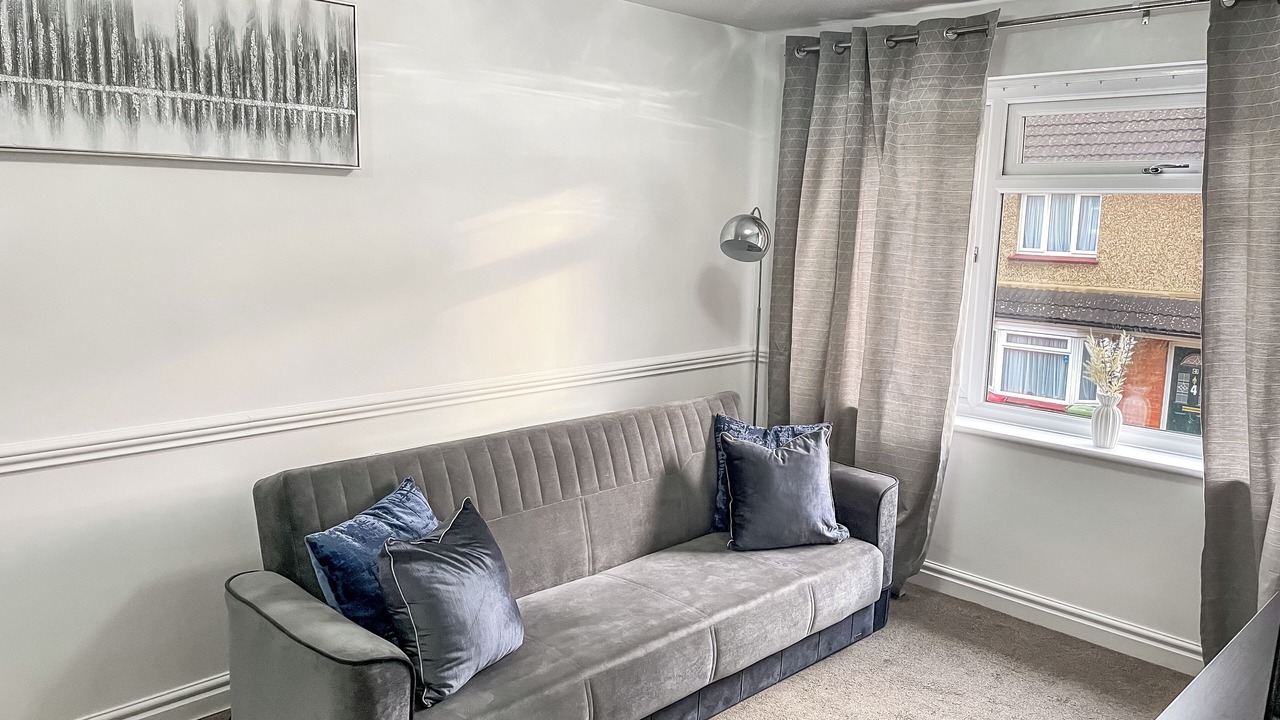 Photo of Livingroom in Fenny Stratford