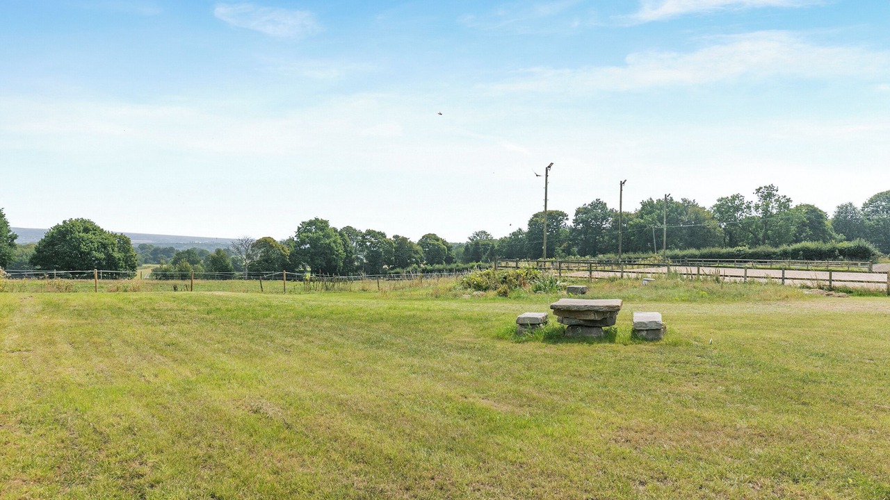 Photo of Others in Skelmersdale