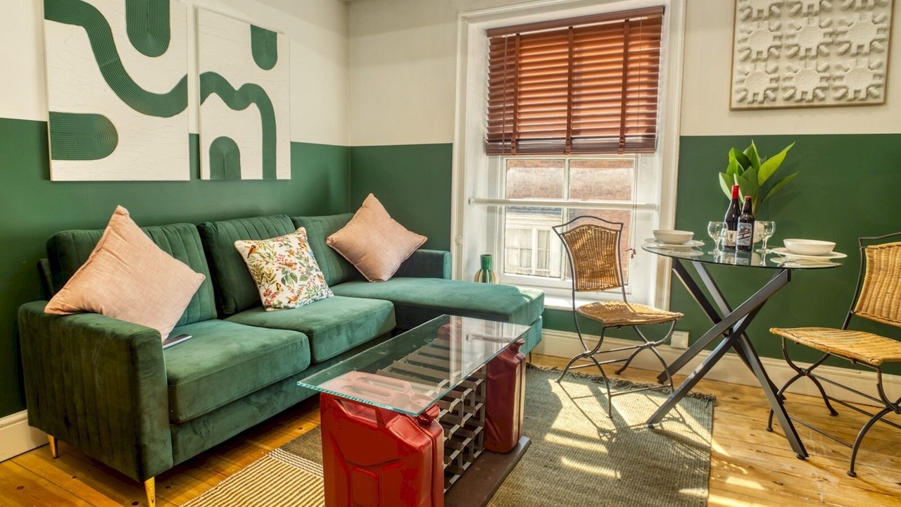 Photo of Livingroom in Lincoln