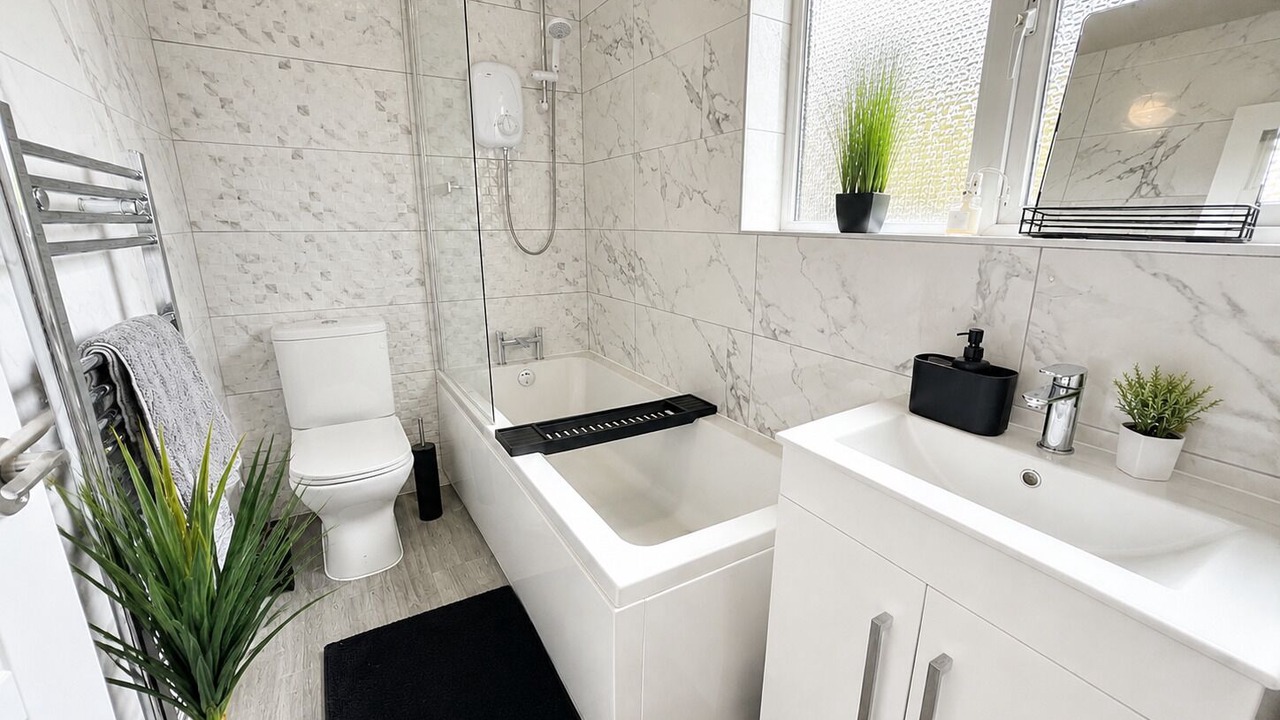 Photo of Bathroom in Oadby