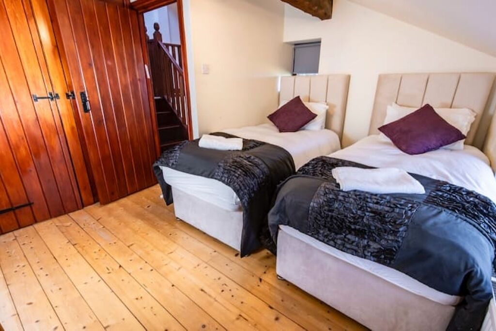 Photo of Bedroom in Lumbutts