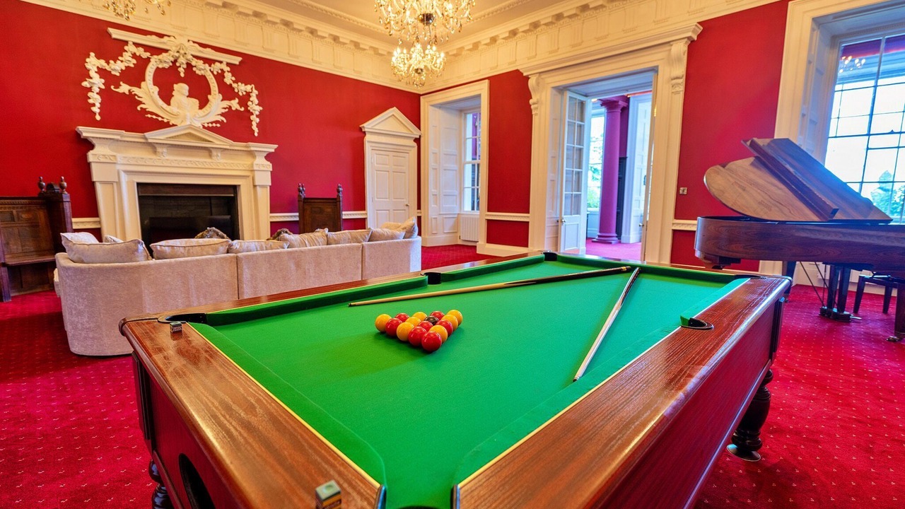 Photo of Livingroom in Hickleton
