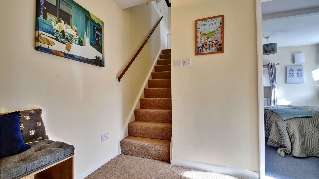 Photo of Bedroom in Gayle