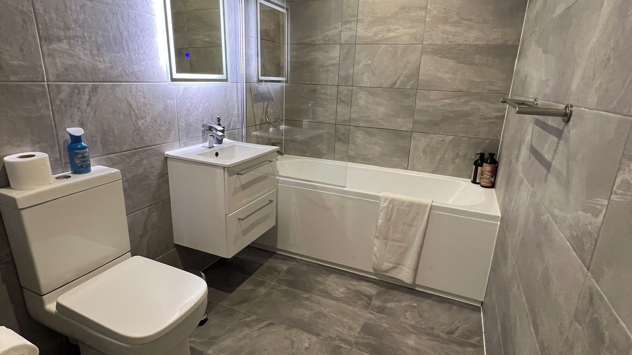 Photo of Bathroom in Oxford