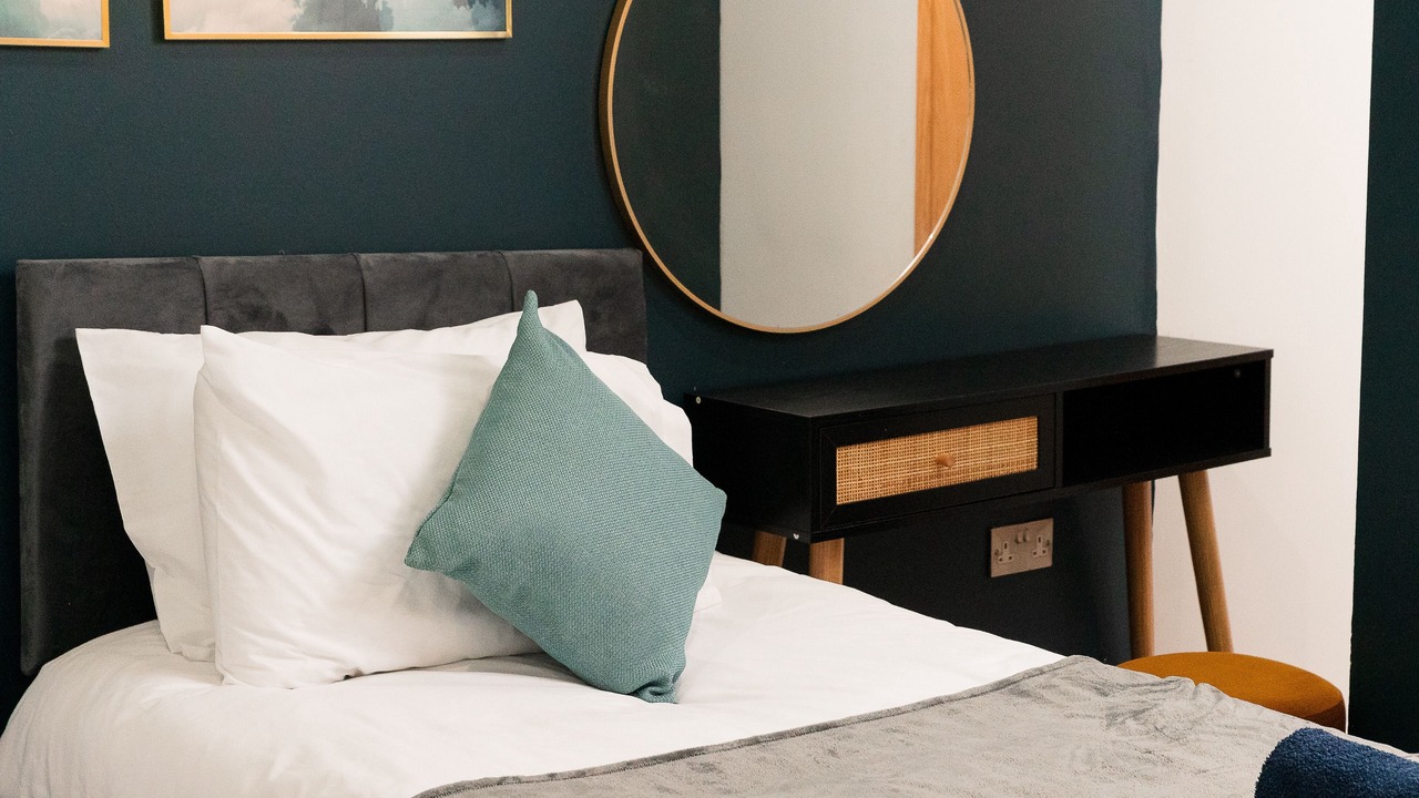 Photo of Bedroom in Leicester City Centre