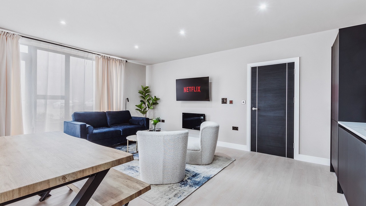 Photo of Livingroom in Sheldon