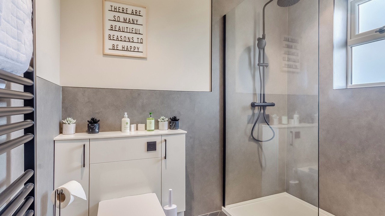 Photo of Bathroom in Newark