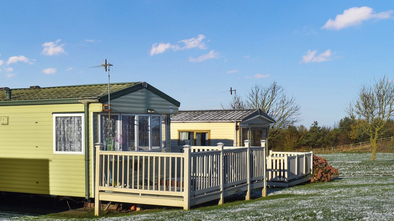 Photo of Outdoor in Cayton Bay
