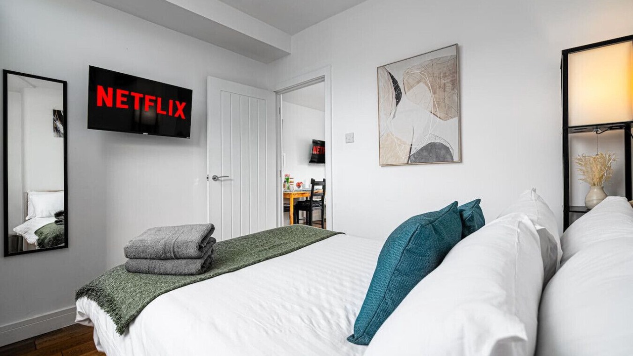 Photo of Bedroom in Kilburn