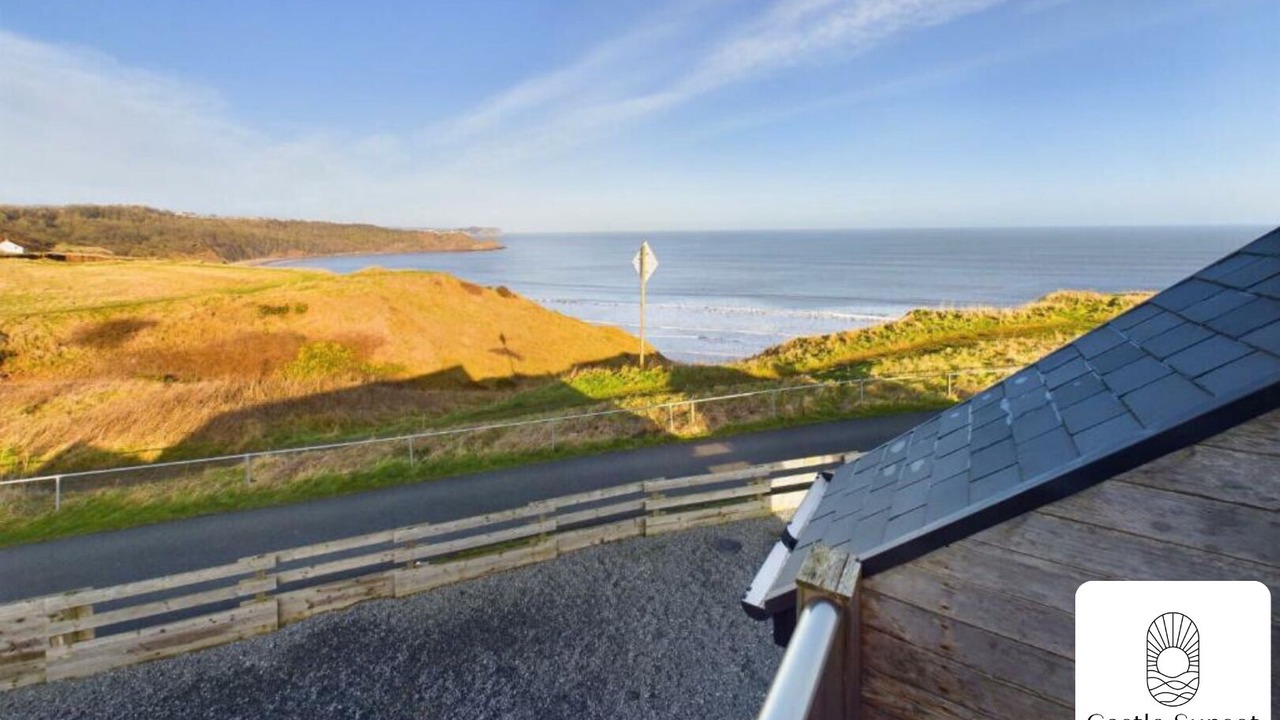 Photo of Outdoor in Cayton Bay