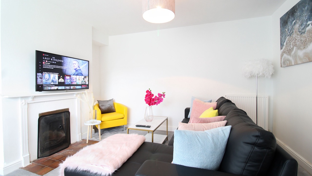Photo of Livingroom in Aylesbury